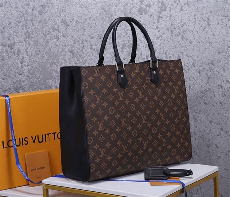 does Louis Vuitton offer discounts